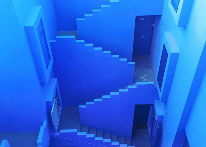 With Beautiful Views - Muralla0218 Apartment